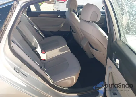 2015 Hyundai Sonata Sport z USA, uszkodzony, nr VIN 5NPE34AF3FH034775